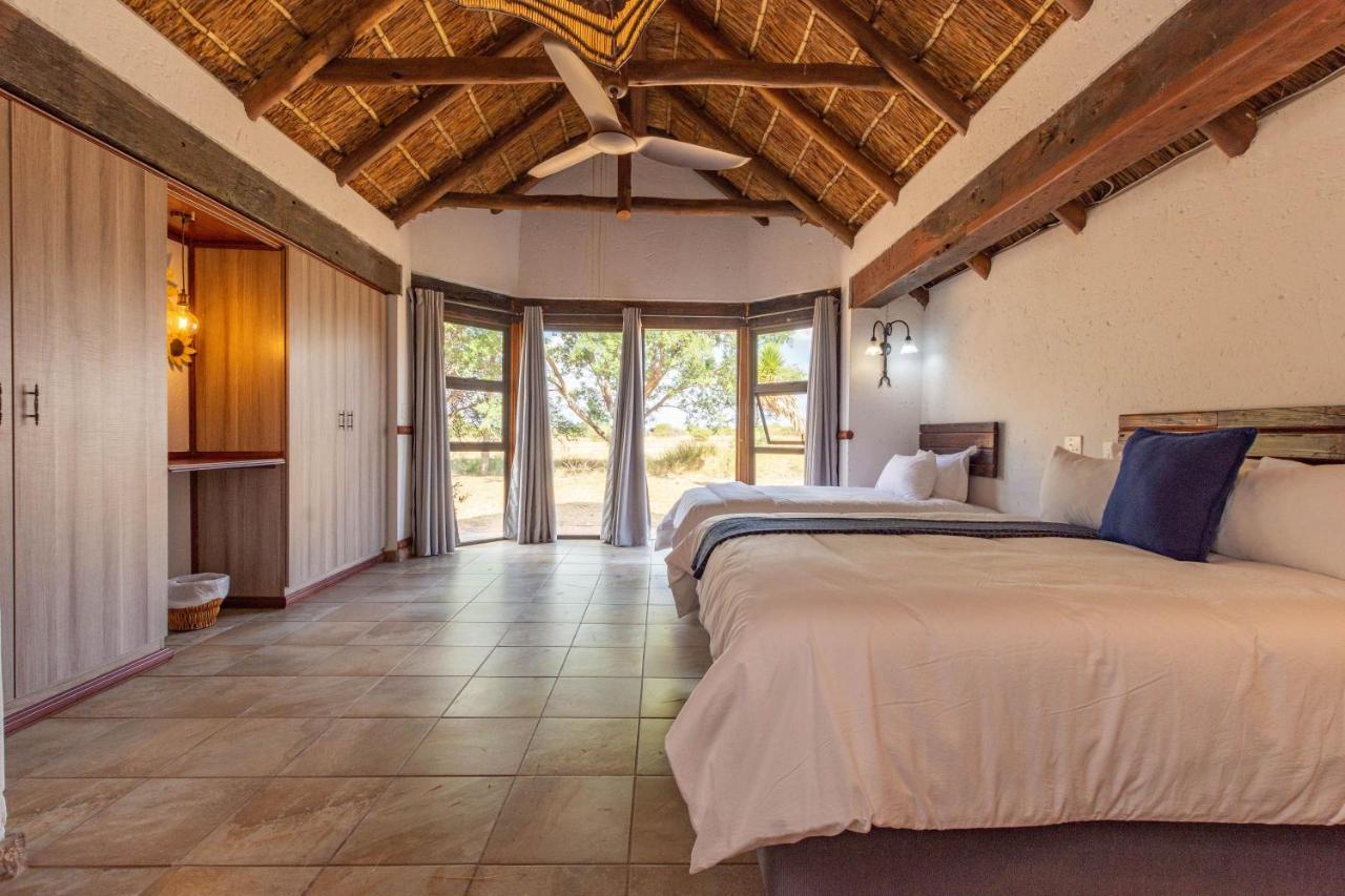 63 Zebula 4 Bedroom House Sleeps 12 *