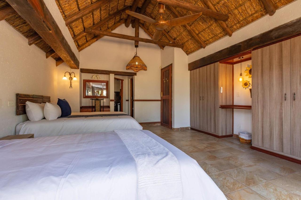 63 Zebula 4 Bedroom House Sleeps 12 * Mabula Game Reserve